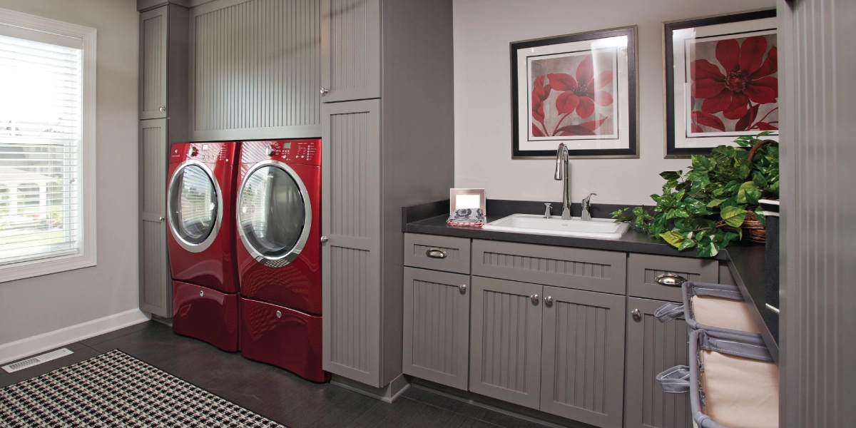 6 Laundry Room Features for your New Home Featured Image