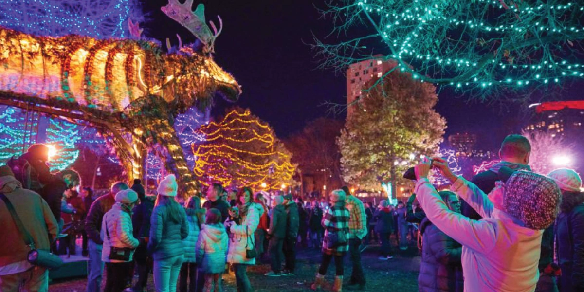 Open Your Stocking Full of Outdoor Holiday Events Featured Image